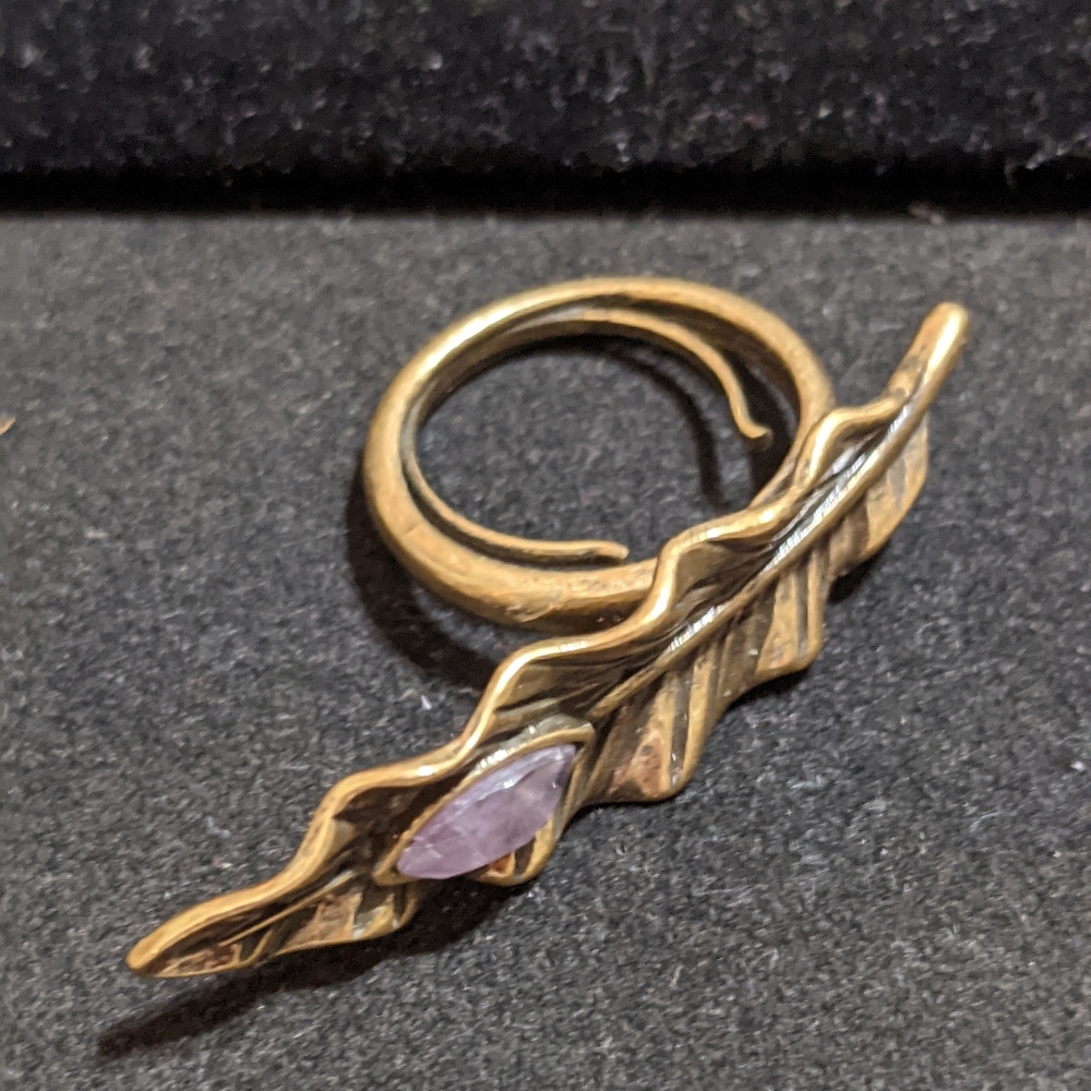 Lucky you feather ring